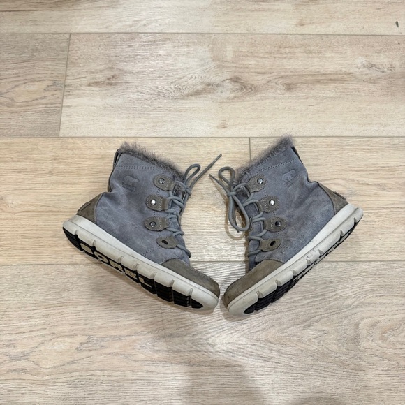 Sorel Gray Suede Winter Snow Boots Size 8 - Picture 1 of 5
